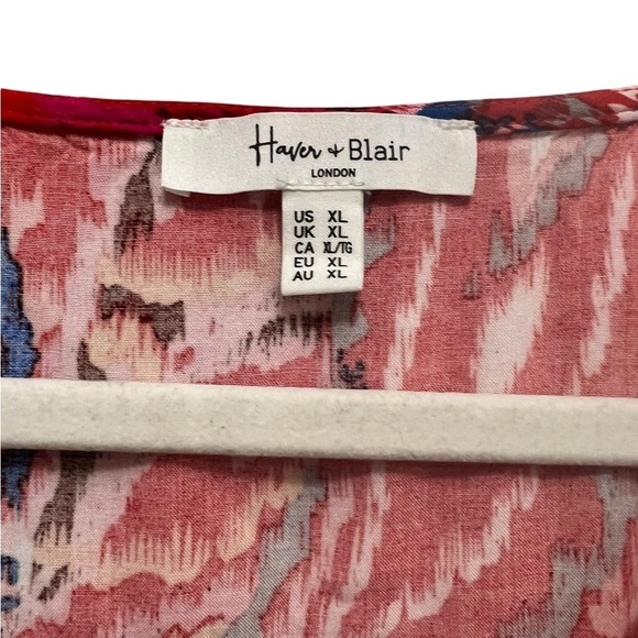 Multicolored V-Neck Flutter Sleeve Tie Front Blouse. Lightweight Women’s XL. - Picture 5 of 7